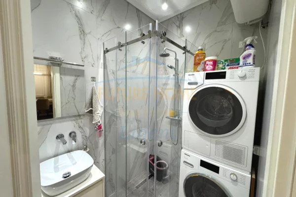 Shtepi me qera Apartament ne Tirane, 3+1, Mobilimi E mobiluar, Pagesa 1,500  Euro.