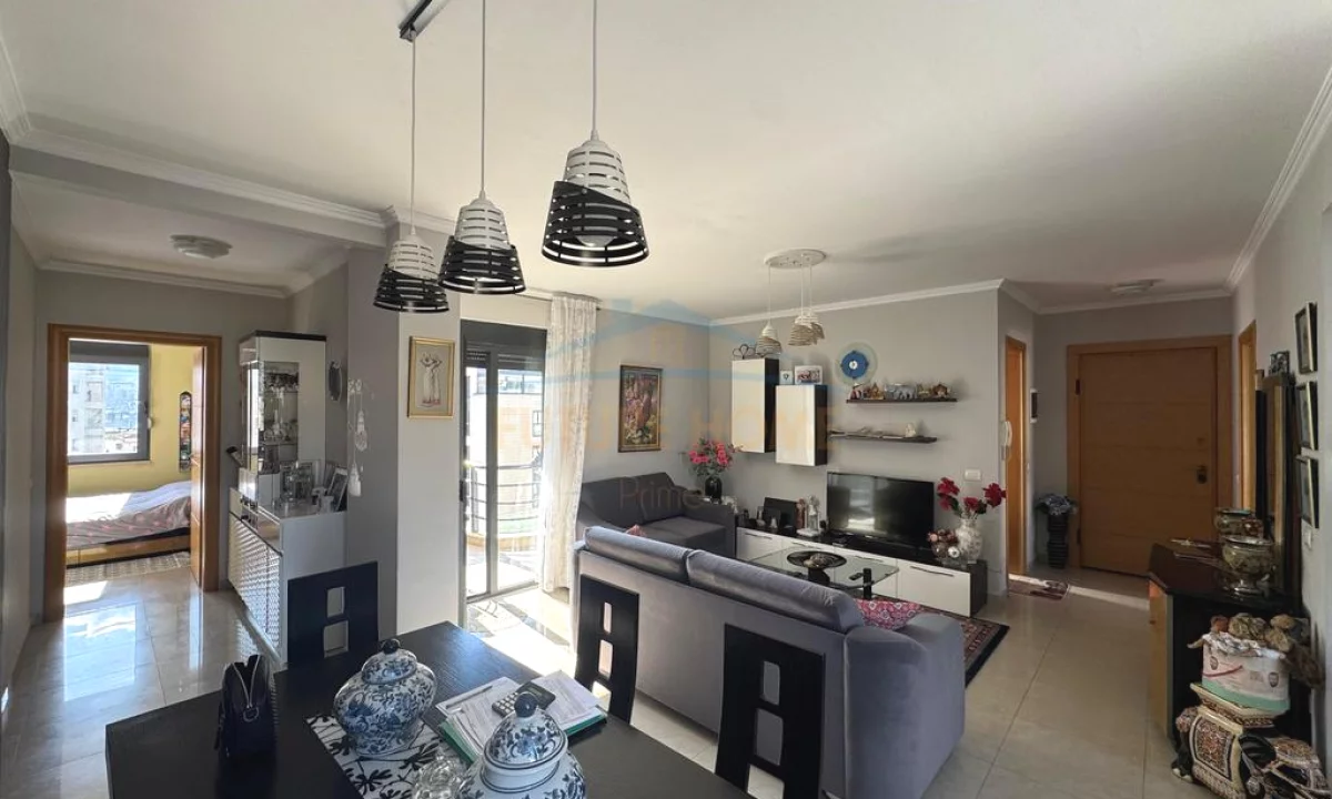 Apartment for sale in Tirana 3+1, Furnished