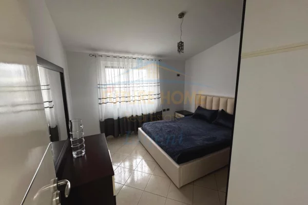 Shtepi me qera Apartament ne Tirane, 2+1, Mobilimi E mobiluar, Pagesa 750  Euro.