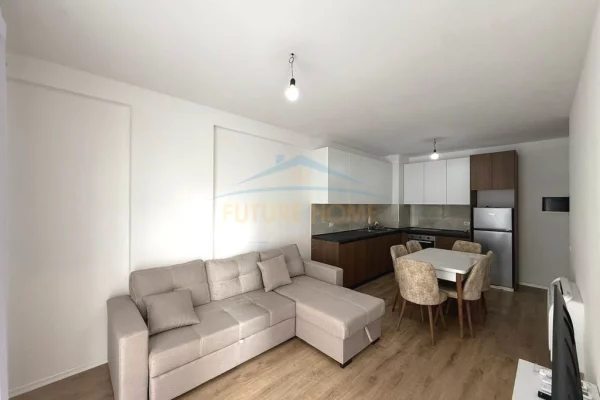 Shtepi me qera Apartament ne Tirane, 2+1, Mobilimi E mobiluar, Pagesa 500  Euro.