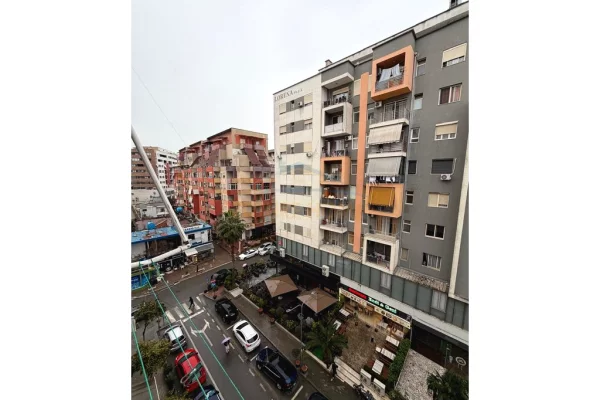 Shtepi me qera Apartament ne Tirane, 2+1, Mobilimi E mobiluar, Pagesa 500  Euro.