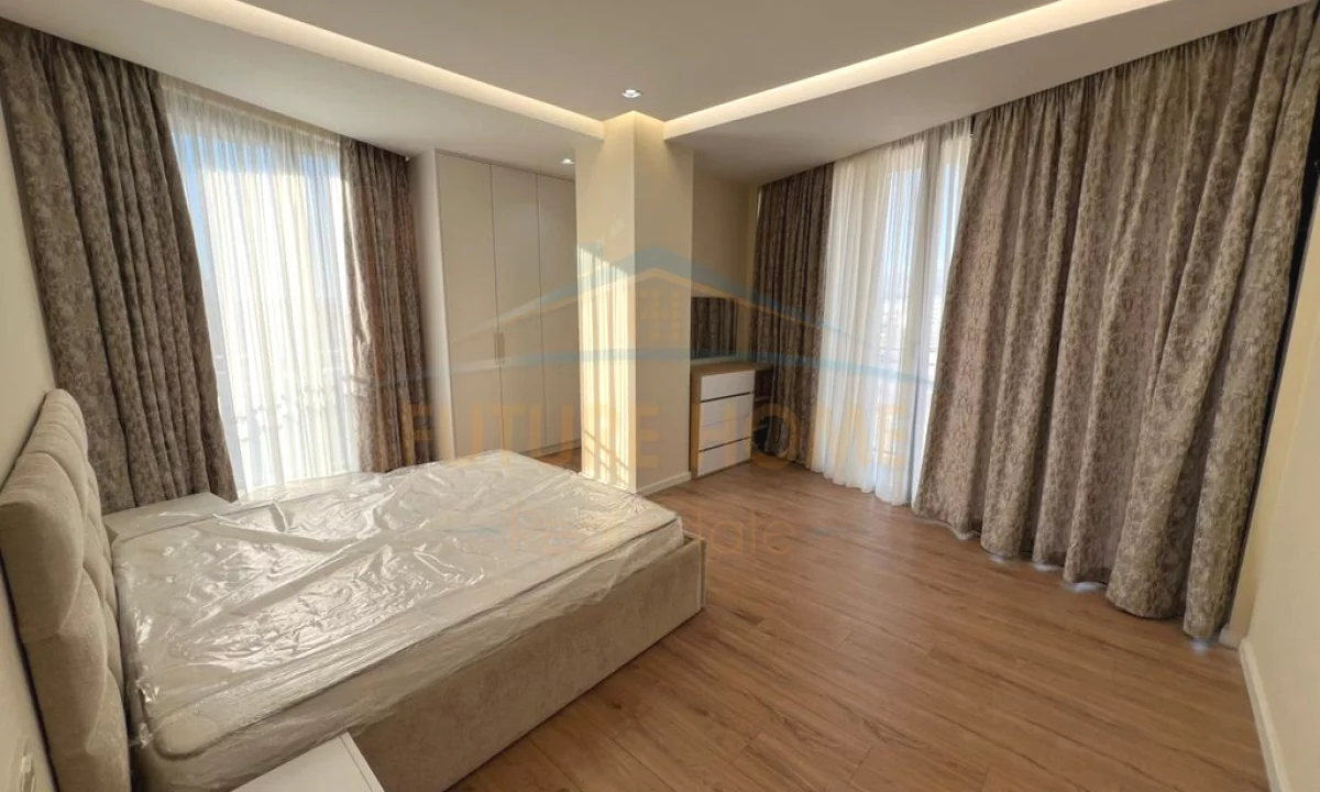 Shtepi me qera Apartament ne Tirane, 2+1, Mobilimi E mobiluar, Pagesa 1,000  Euro.