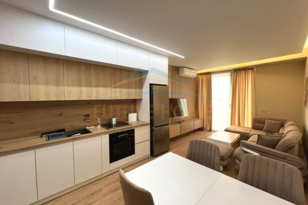 Shtepi me qera Apartament ne Tirane, 2+1, Mobilimi E mobiluar, Pagesa 1,000  Euro.