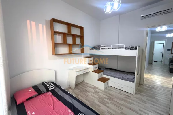 Shtepi me qera Apartament ne Tirane, 2+1, Mobilimi E mobiluar, Pagesa 1,200  Euro.