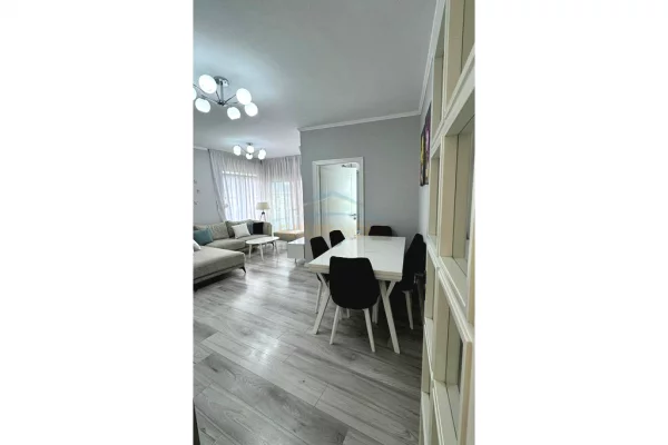 Shtepi me qera 2+1 ne Tirane - 550 Euro