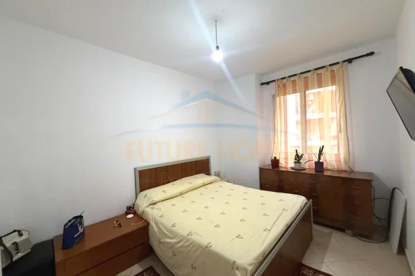 Shtepi me qera 2+1 ne Tirane - 450 Euro