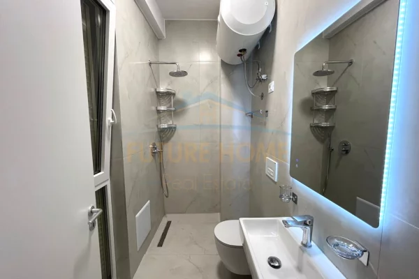 Shtepi me qera Shtepi Private ne Tirane, 2+1, Mobilimi E mobiluar, Pagesa 1,500  Euro.