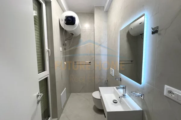 Shtepi me qera Shtepi Private ne Tirane, 2+1, Mobilimi E mobiluar, Pagesa 1,500  Euro.