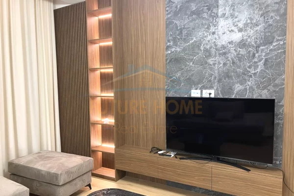 Shtepi me qera Shtepi Private ne Tirane, 2+1, Mobilimi E mobiluar, Pagesa 1,500  Euro.