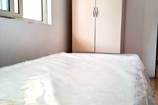 Shtepi me qera 2+1 ne Tirane - 40,000 Leke