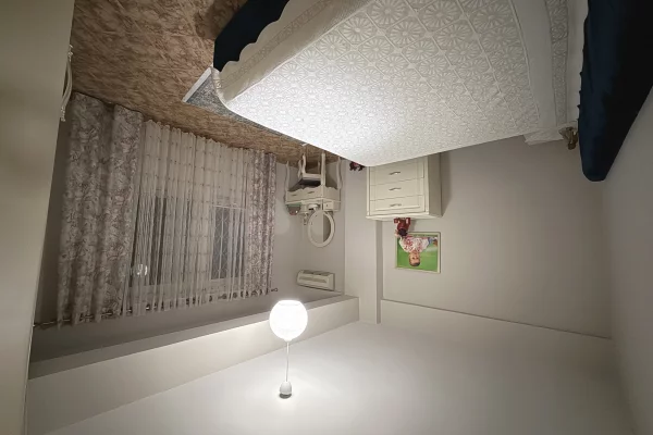 Shtepi ne shitje Apartament ne Tirane, 2+1, Mobilimi E mobiluar, Pagesa 264,500  Euro.