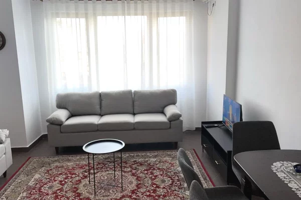 Shtepi me qera 1+1 ne Tirane - 500 Euro