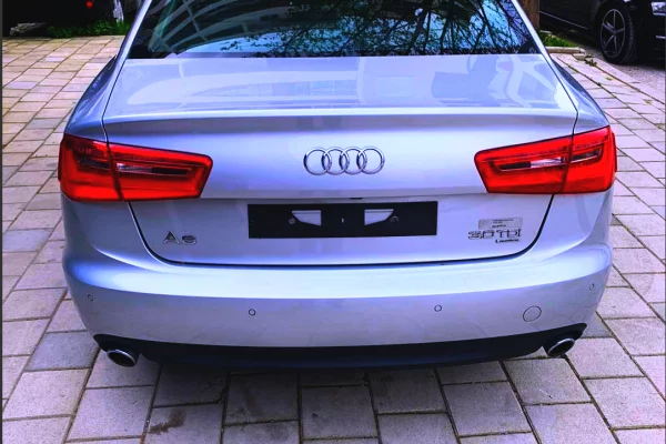 Makina ne shitje ne Vlore, Audi, 2014 Diesel,Kambio Automatik Pagesa 7,499  Euro.