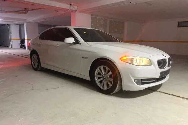 Makina ne shitje ne Vlore, BMW, 2014 Diesel,Kambio Automatik Pagesa 7,799  Euro.