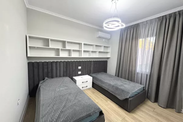 Shtepi me qera 3+1 ne Tirane - 1,050 Euro