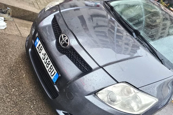 Makina ne shitje ne Tirane, Toyota, 2008 Diesel,Kambio Automatik Pagesa 4,500  Euro.