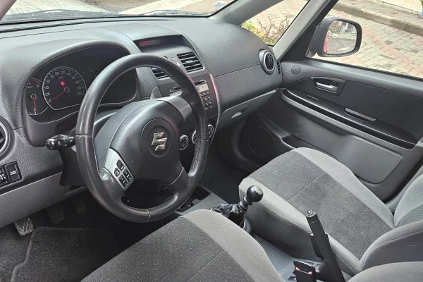 Cars for sale in Tirana, Suzuki, 2008 Diesel,Kambio Manual Payment 4,000  Euro.