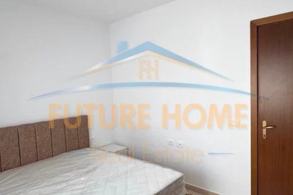 Shtepi me qera 2+1 ne Tirane - 650 Euro