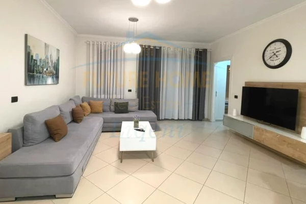 Casa in affitto 1+1 a Tirana - 1,100 Euro