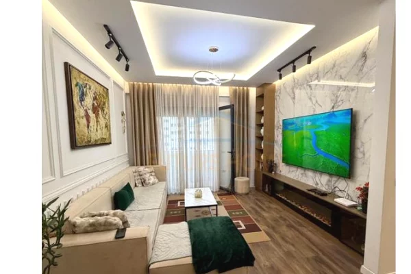 Shtepi ne shitje 3+1 ne Tirane - 255,000 Euro