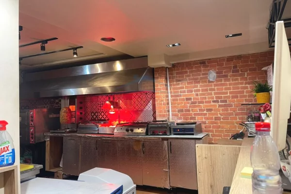 Ambient biznesi ne shitje 2+1 ne Tirane - 15,000 Euro