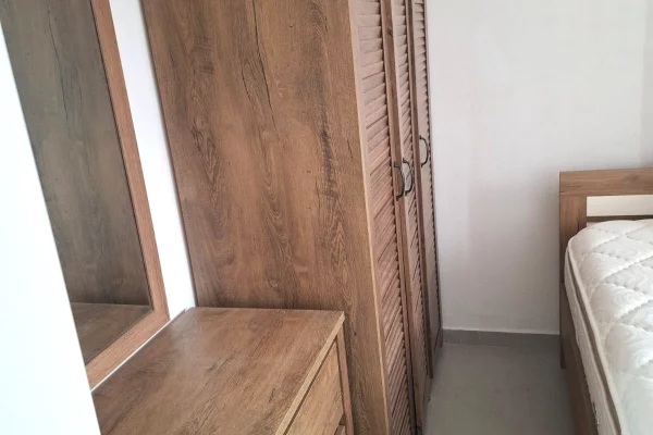 Shtepi me qera 2+1 ne Tirane - 750 Euro