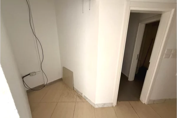 Ambient biznesi me qera 1+1 ne Tirane - 1,000 Euro