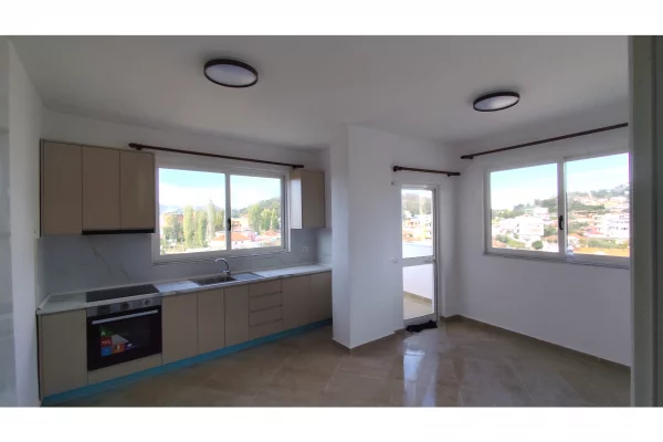 Shtepi me qera 2+1 ne Tirane - 450 Euro