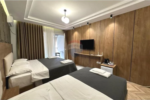 Shtepi ne shitje 1+1 ne Tirane - 180,000 Euro