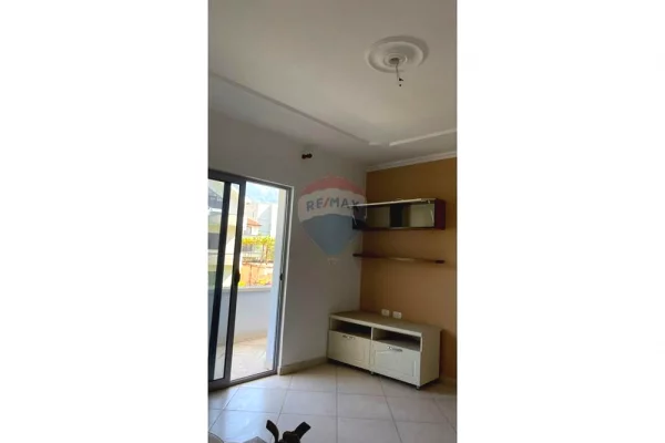 Shtepi me qera 3+1 ne Tirane - 45,000 Leke