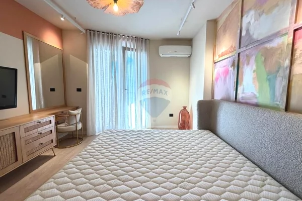 Shtepi me qera 1+1 ne Tirane - 900 Euro