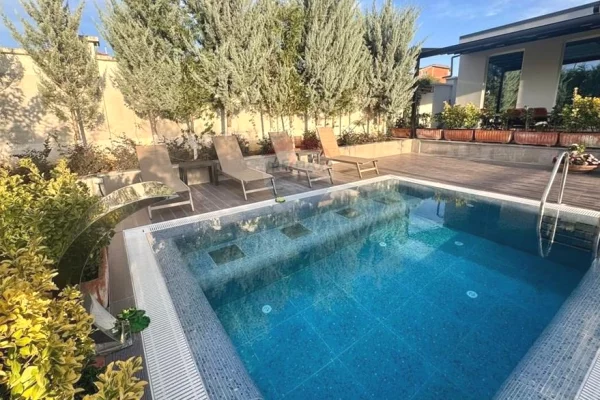 Shtepi me qera 4+1 ne Tirane - 4,000 Euro