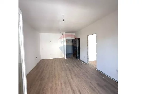 Shtepi ne shitje 1+1 ne Tirane - 140,420 Euro