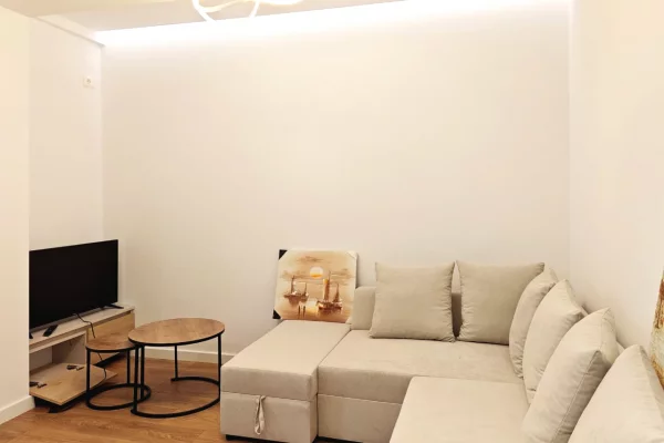 Shtepi ne shitje 1+1 ne Tirane - 140,000 Euro