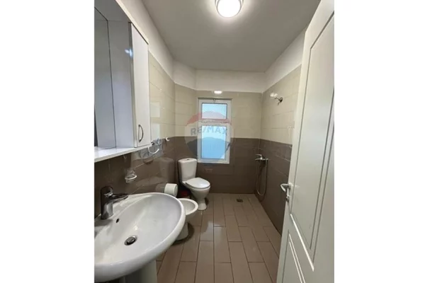 Shtepi ne shitje 2+1 ne Tirane - 135,000 Euro