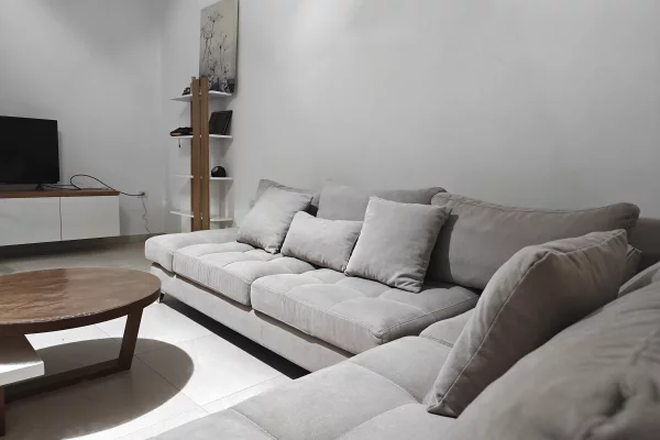 Shtepi me qera 1+1 ne Tirane - 40,000 Leke