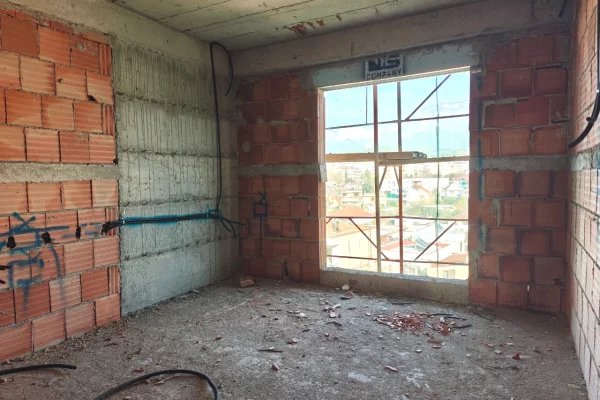 Shtepi ne shitje 2+1 ne Tirane - 162,000 Euro