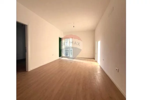 Shtepi ne shitje 1+1 ne Tirane - 86,000 Euro