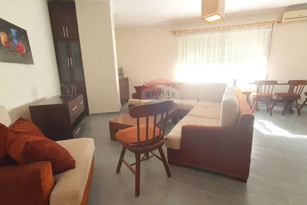 Shtepi ne shitje 1+1 ne Tirane - 155,000 Euro