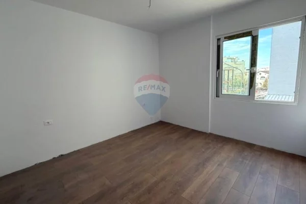 House for Sale 2+1 in Tirana - 129,000 Euro