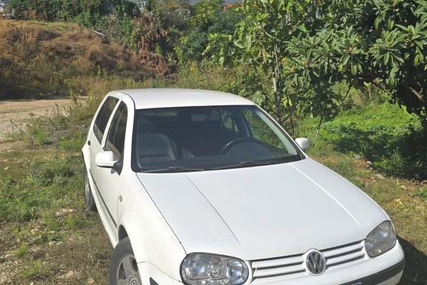 Cars for sale in Tirana - 1,000 Euro