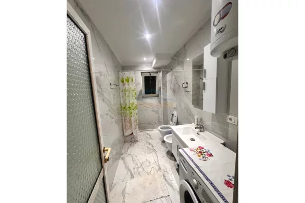 Shtepi me qera 3+1 ne Tirane - 60,000 Leke