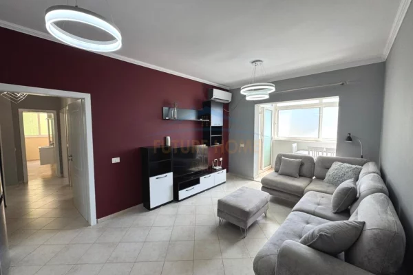 Shtepi me qera 2+1 ne Tirane - 650 Euro