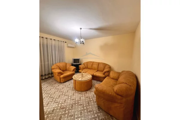 Shtepi me qera 3+1 ne Tirane - 600 Euro