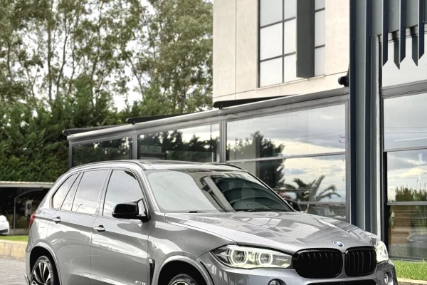 Makina ne shitje ne Durres - 19,500 Euro