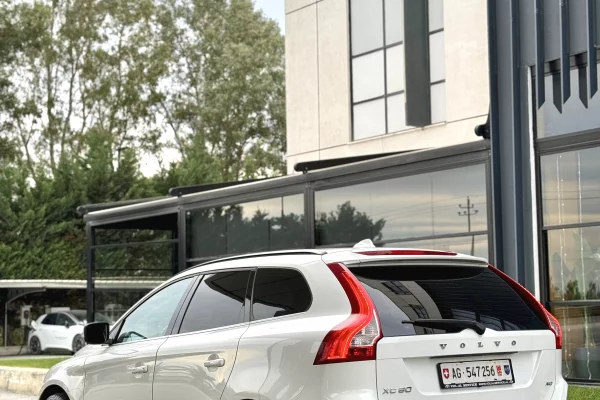 Makina ne shitje  ne Durres - 9,200 Euro