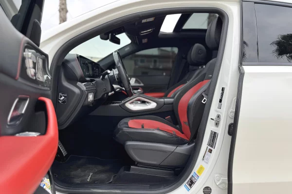 Cars for sale in Durres, Mercedes-Benz, 2023 Benzine,Kambio Automatik Payment 80,000  Euro.