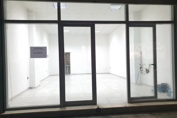 Business Property for Rent 1+1 in Tirana - 45,000 Leke