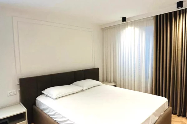 Shtepi me qera 2+1 ne Tirane - 700 Euro