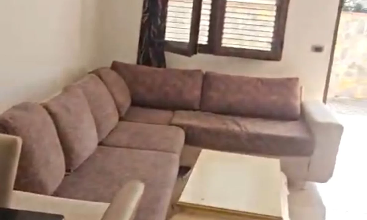 Shtepi me qera Apartament ne Tirane, 1+1, Mobilimi E mobiluar, Pagesa 340  Euro.